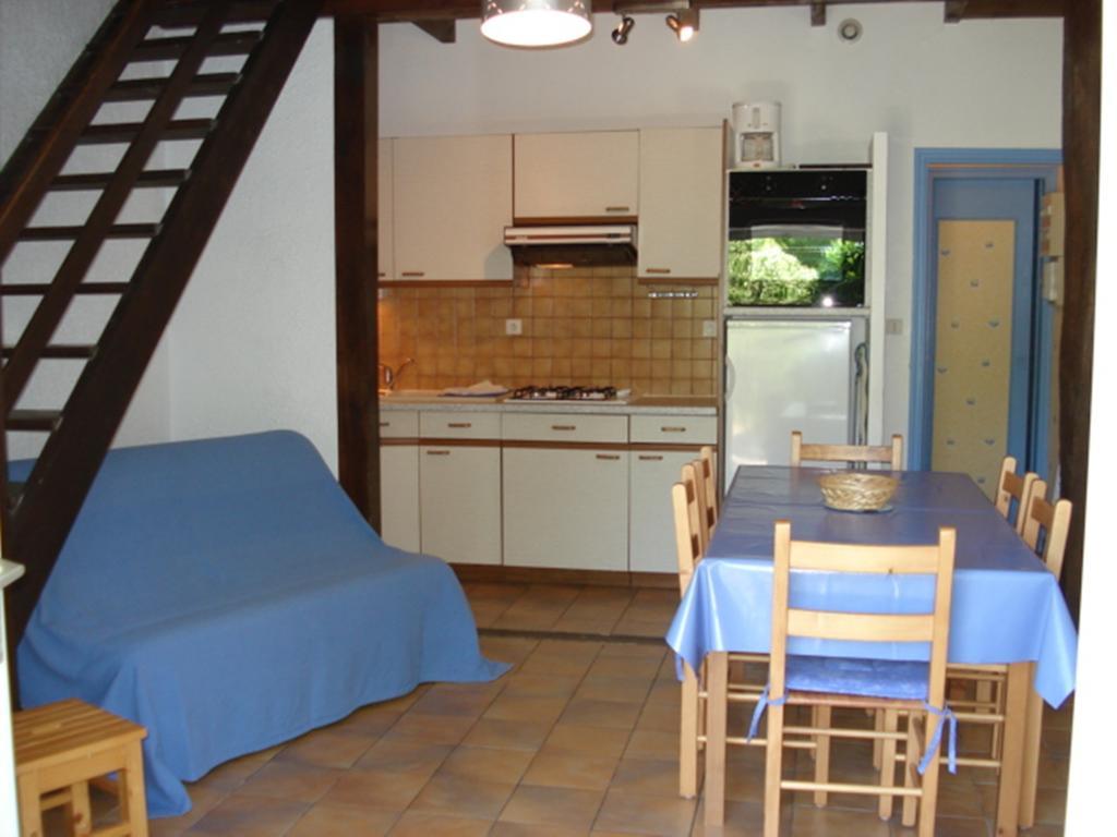 La Grange Du Cheval Blanc Villa Villeneuve-sur-Lot Rom bilde
