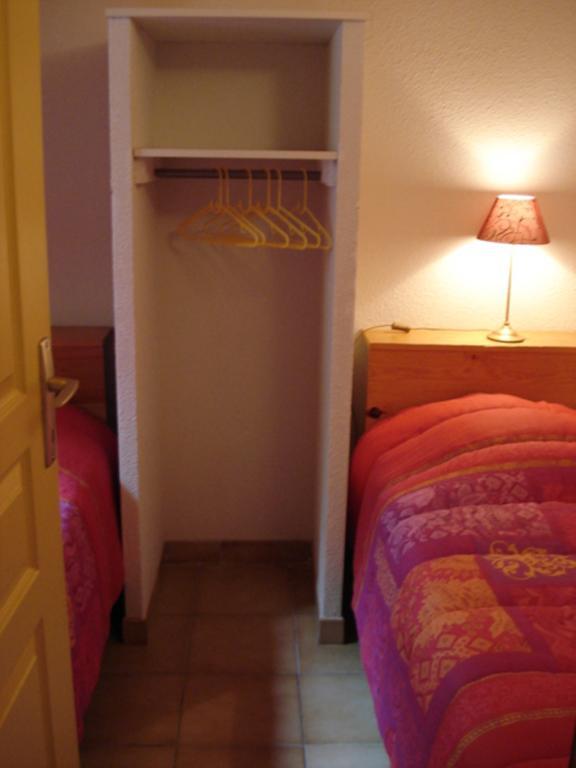 La Grange Du Cheval Blanc Villa Villeneuve-sur-Lot Rom bilde